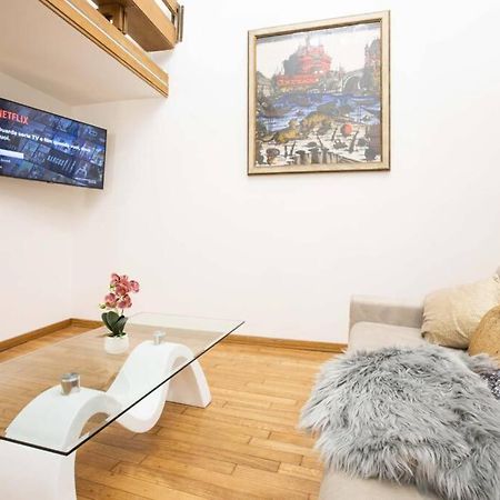 Unforgettable Split Level Jacuzzi Suite Navona - Top Collection Рим Экстерьер фото
